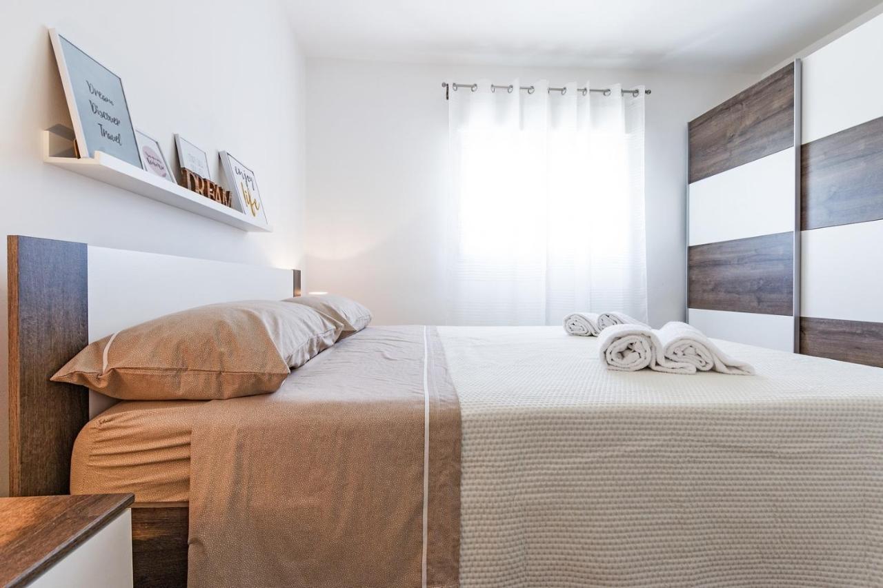 Holiday Apartment Near The Beach Фажана Экстерьер фото