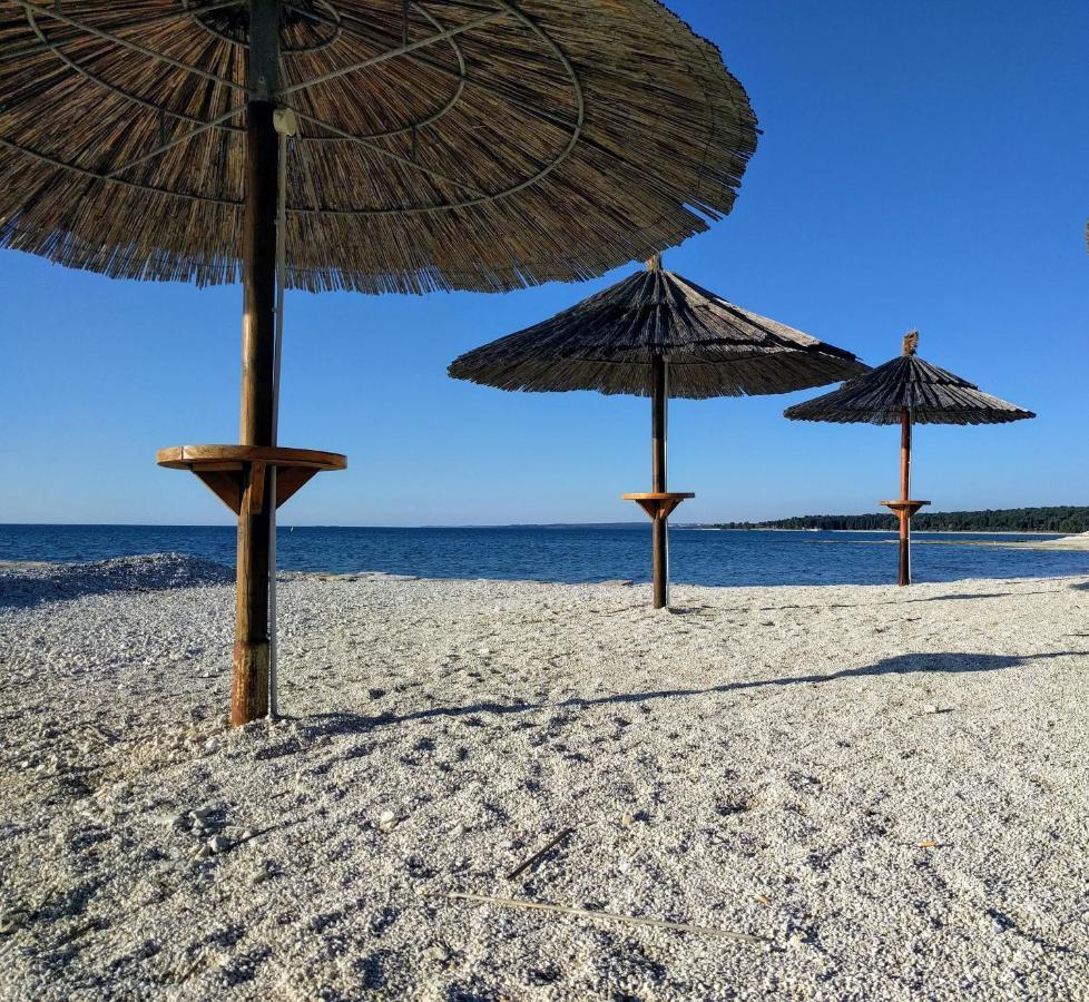 Holiday Apartment Near The Beach Фажана Экстерьер фото