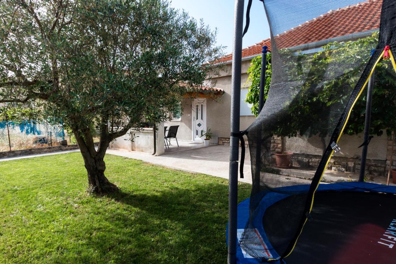 Holiday Apartment Near The Beach Фажана Экстерьер фото